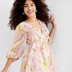 Future Collective Women’s Floral Print 3/4 Sleeve V-Neck Wrap Top SZ XS 💖